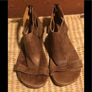 BEDSTU Soto size 9 sandal